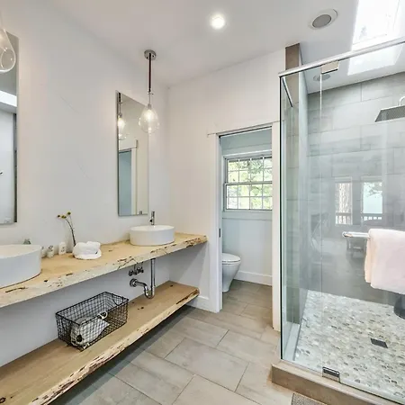 Luxury - - With Jacuzzi Semesterbostad *